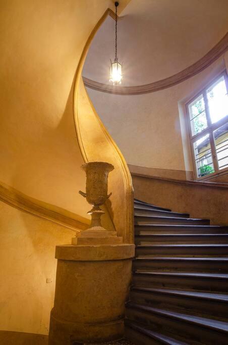 Casa Aldrovandi: Elegante E In Centro Storico Болонья Екстер'єр фото